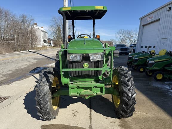 Image of John Deere 5075E equipment image 1