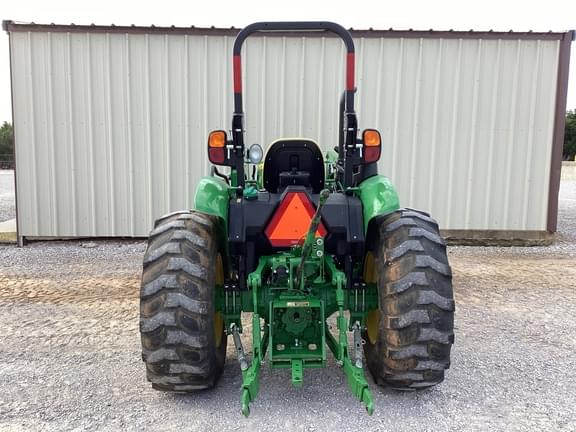 Image of John Deere 5075E equipment image 3
