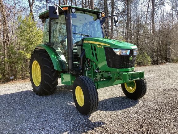Image of John Deere 5075E equipment image 1