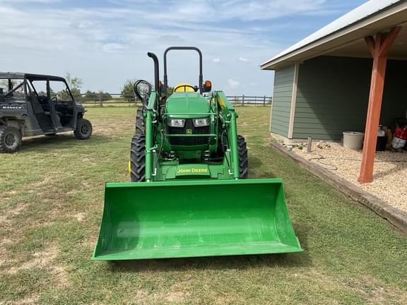 Image of John Deere 5075E equipment image 3