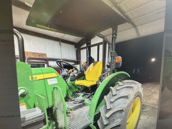 Image of John Deere 5075E equipment image 2