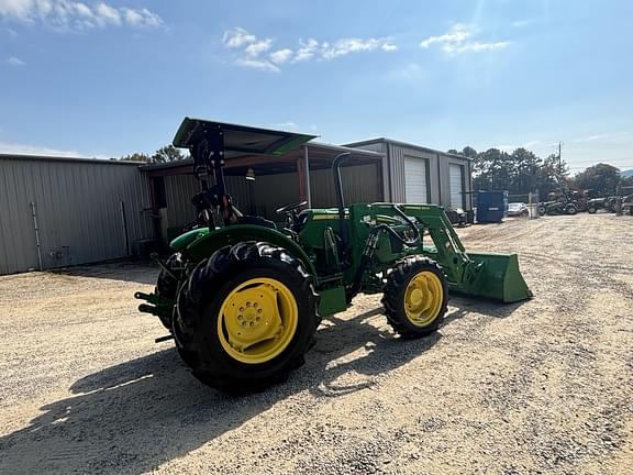 Image of John Deere 5075E equipment image 1