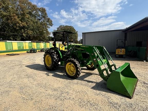 Image of John Deere 5075E equipment image 2