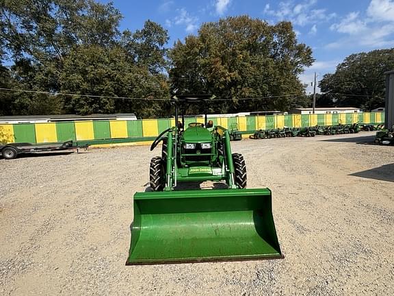 Image of John Deere 5075E equipment image 3