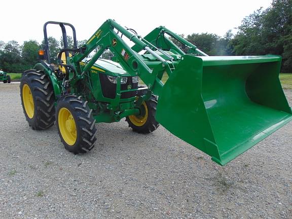 Image of John Deere 5075E equipment image 2