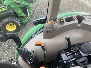 Main image John Deere 5075E 6