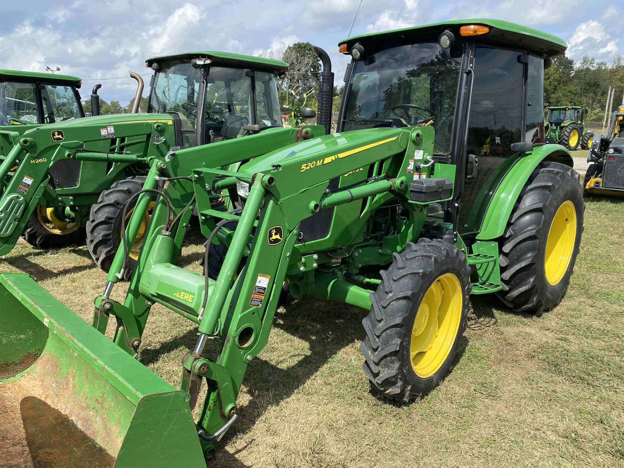 2022 John Deere 5075E Equipment Image0