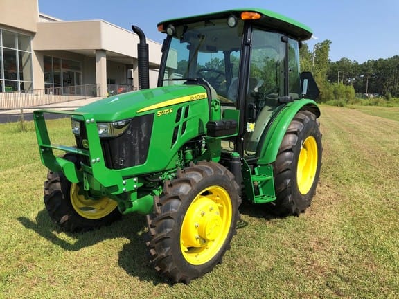 2025 John Deere 5075E Equipment Image0