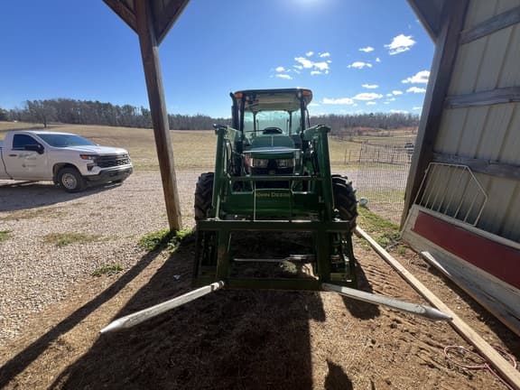 Image of John Deere 5075E equipment image 2