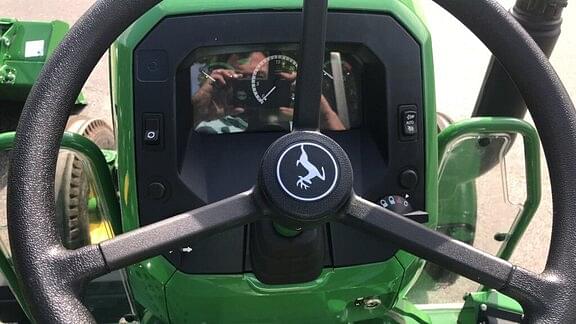 Main image John Deere 5075E 6