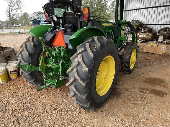 Image of John Deere 5075E equipment image 3