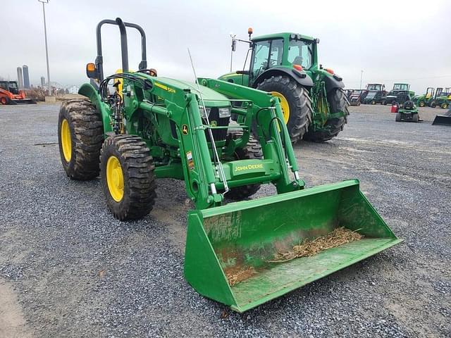 Image of John Deere 5075E equipment image 1