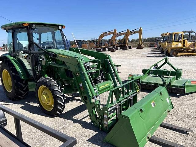 Image of John Deere 5075E equipment image 1