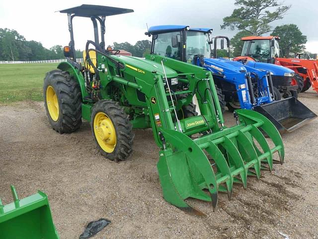 Image of John Deere 5075E equipment image 1