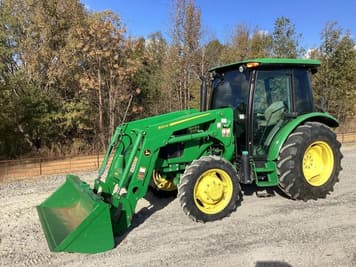 Main image John Deere 5075E