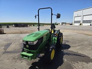 2022 John Deere 5075GL Image