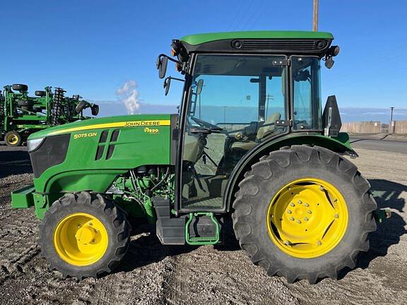 Image of John Deere 5075GN equipment image 1