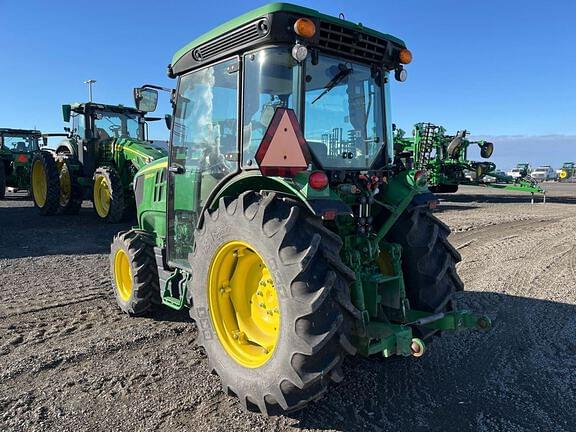 Image of John Deere 5075GN equipment image 2