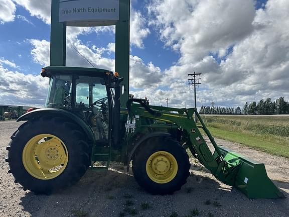 Image of John Deere 5075M equipment image 2