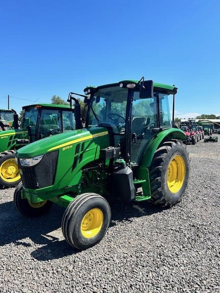 Main image John Deere 5075M