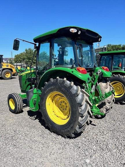 Image of John Deere 5075M equipment image 1