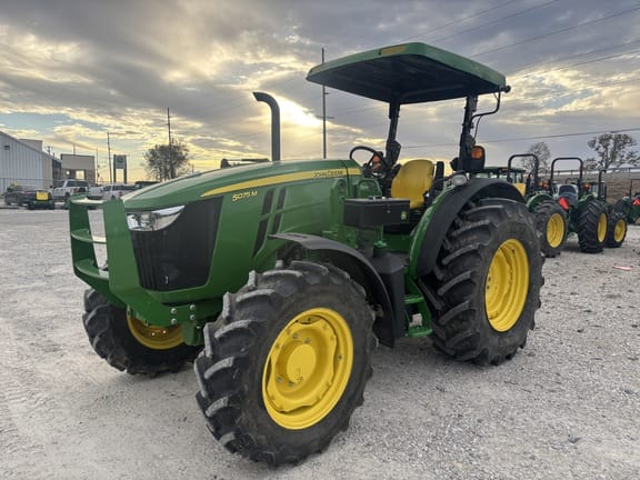 2022 John Deere 5075M Equipment Image0