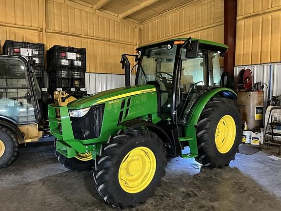 Image of John Deere 5075M Primary image