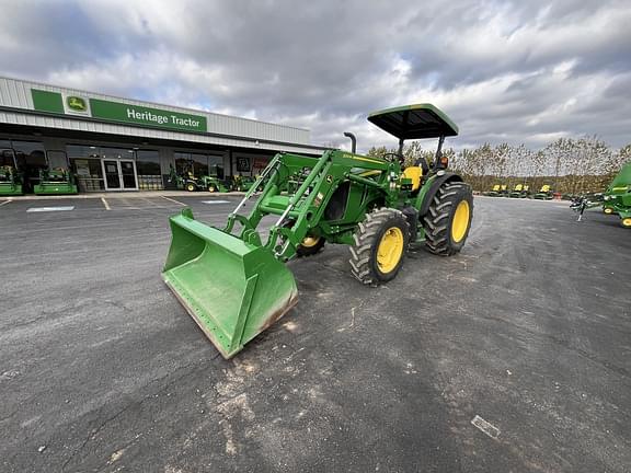 Image of John Deere 5075M equipment image 2