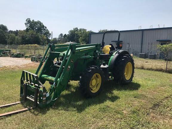 Image of John Deere 5075M equipment image 2