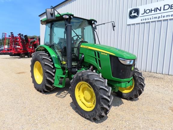 Image of John Deere 5075M equipment image 2