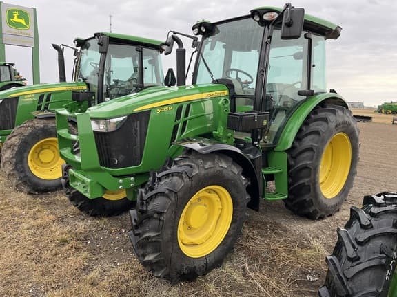 Image of John Deere 5075M Image 1