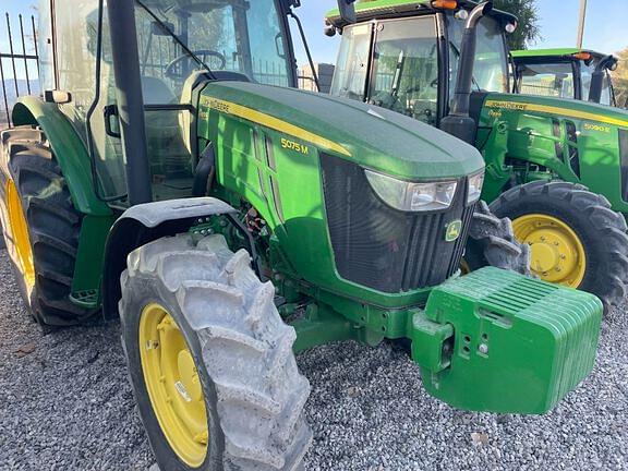 Image of John Deere 5075M equipment image 4