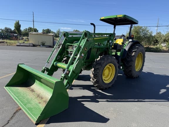 Image of John Deere 5075M Primary image