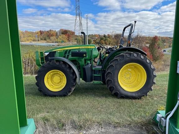 Image of John Deere 5075M equipment image 2