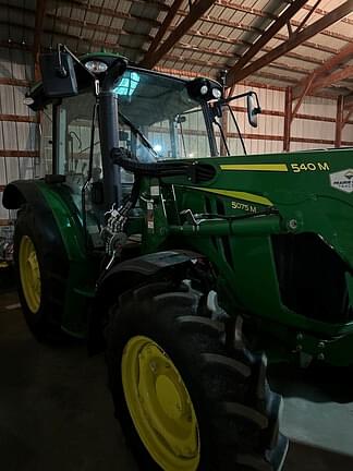 Image of John Deere 5075M equipment image 1