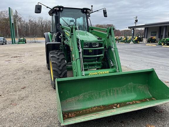 Image of John Deere 5075M equipment image 3