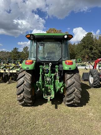 Image of John Deere 5075M equipment image 2