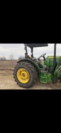 Image of John Deere 5090E equipment image 4
