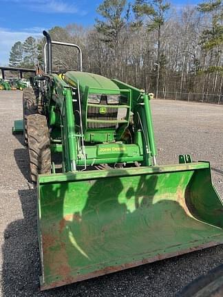 Image of John Deere 5090E equipment image 4