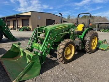 Main image John Deere 5090E