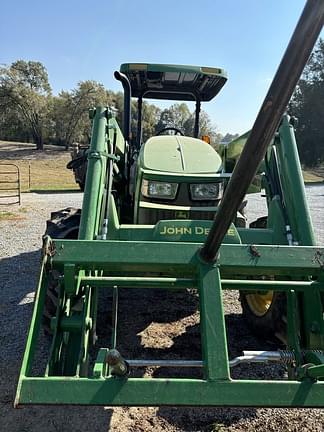 Image of John Deere 5090E equipment image 2