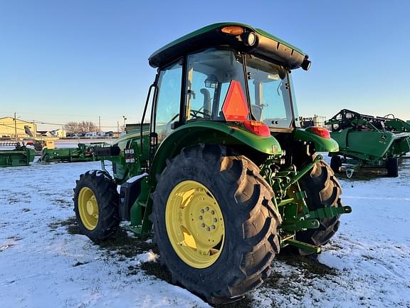 Image of John Deere 5090E equipment image 2