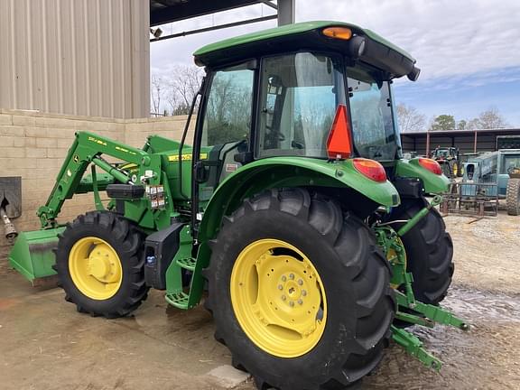 Image of John Deere 5090E equipment image 1