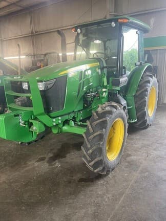 Image of John Deere 5090E Primary image