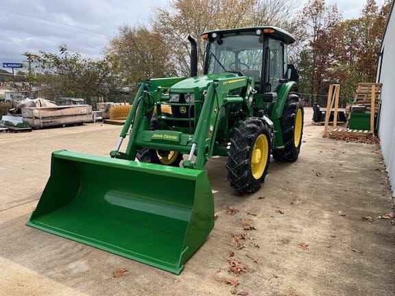 2022 John Deere 5090E Equipment Image0