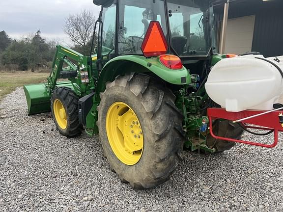 Image of John Deere 5090E equipment image 4