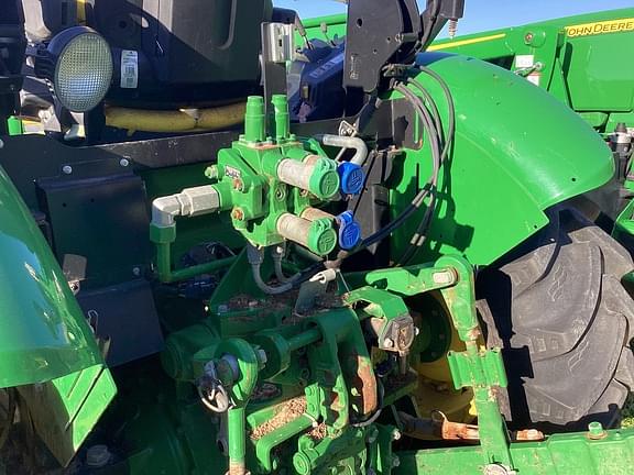 Image of John Deere 5090EL equipment image 4