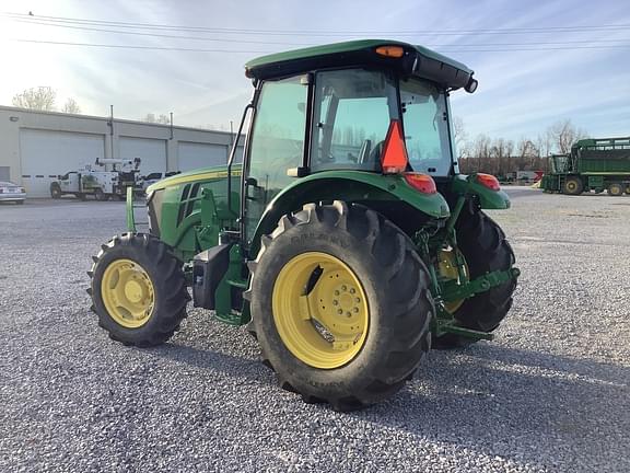 Image of John Deere 5090E equipment image 1