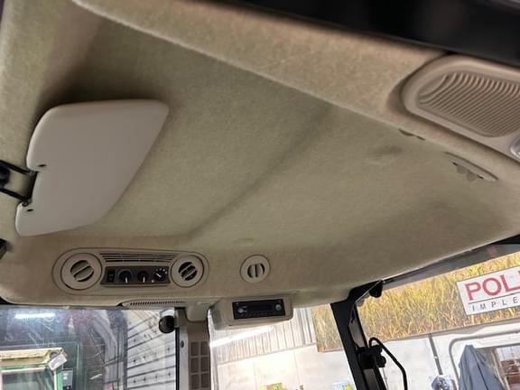 Image of John Deere 5090E equipment image 3