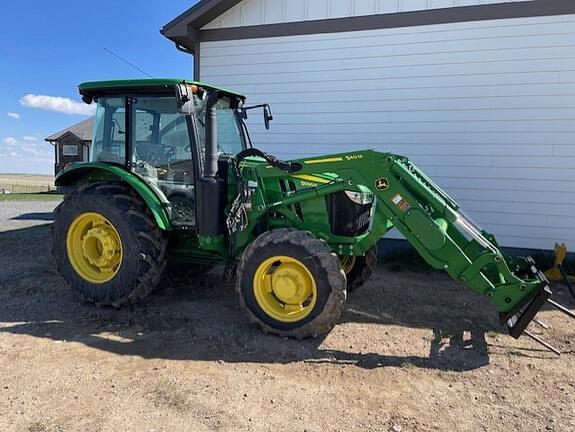Image of John Deere 5090E equipment image 3